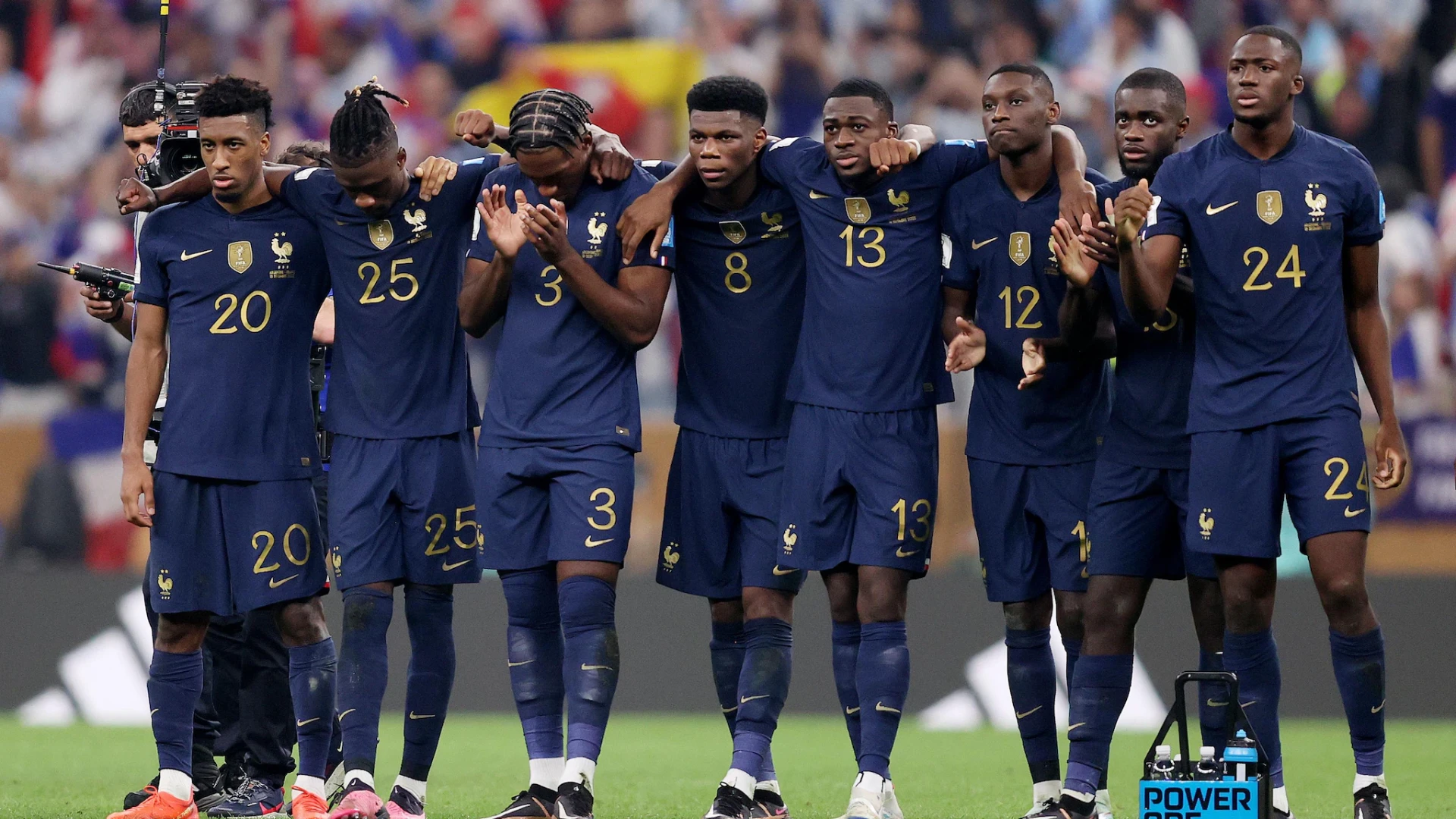 Équipe de France de football — FluxTV diffuse tous les matchs des Bleus en direct 4K